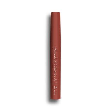 Mamaearth Moisture Matte Longstay Lipstick with Avocado Oil & Vitamin E for 12 Hour Long Stay - 2 g (Peach Nude)